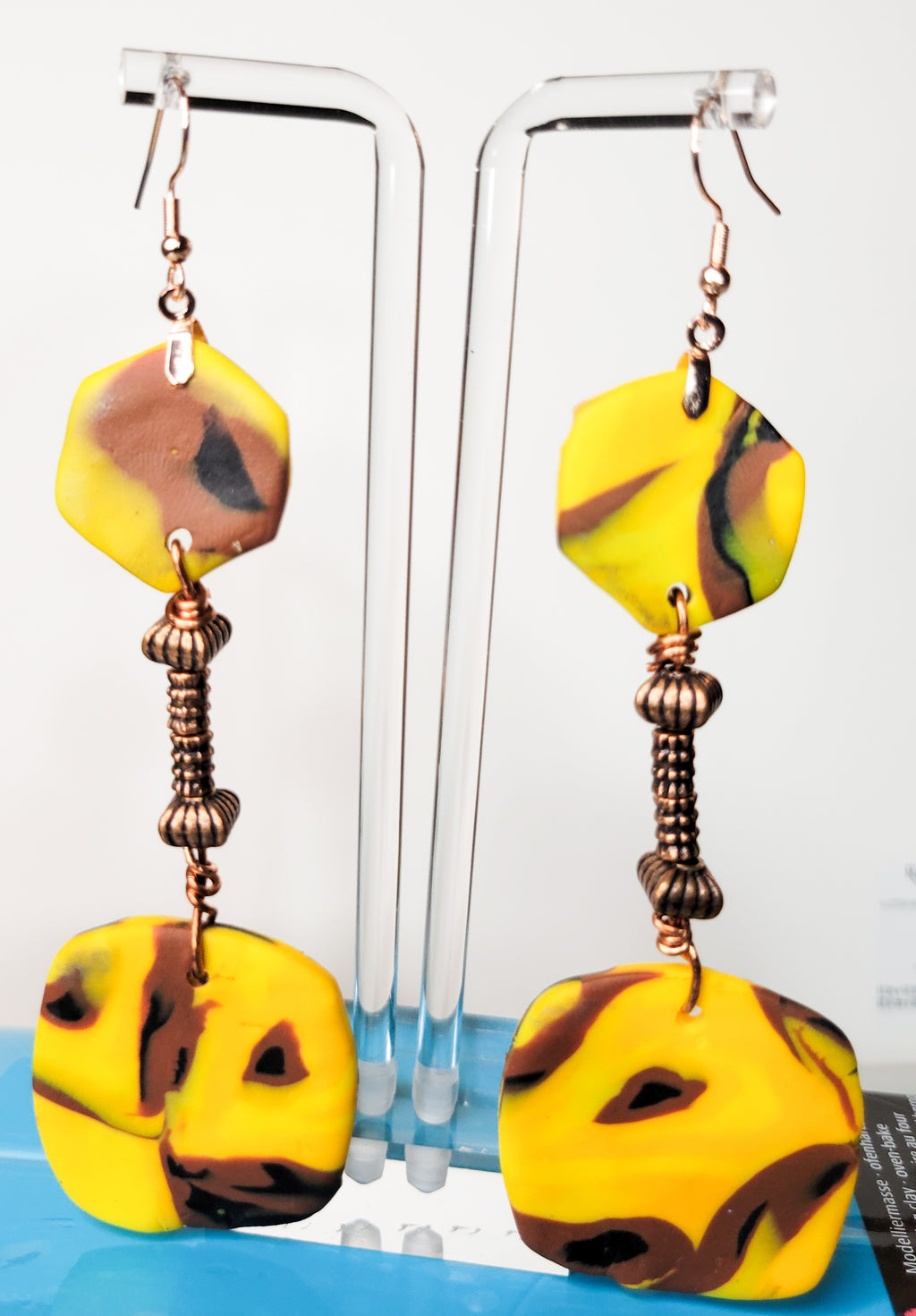 Amarillo Paradise - Design 4 - Feliz