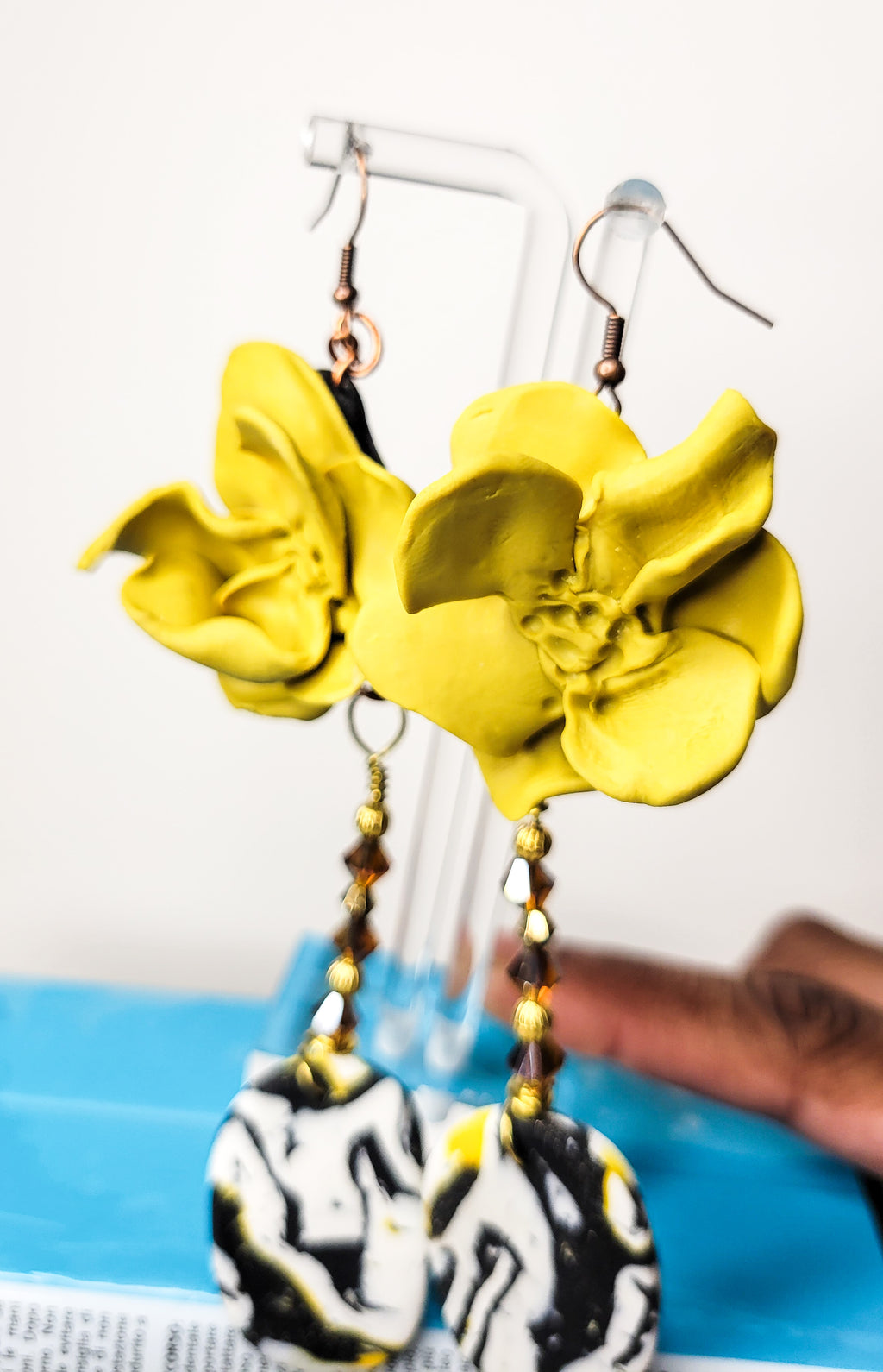 Fleur Bumble - Design 2 - Plumes of Pollen2