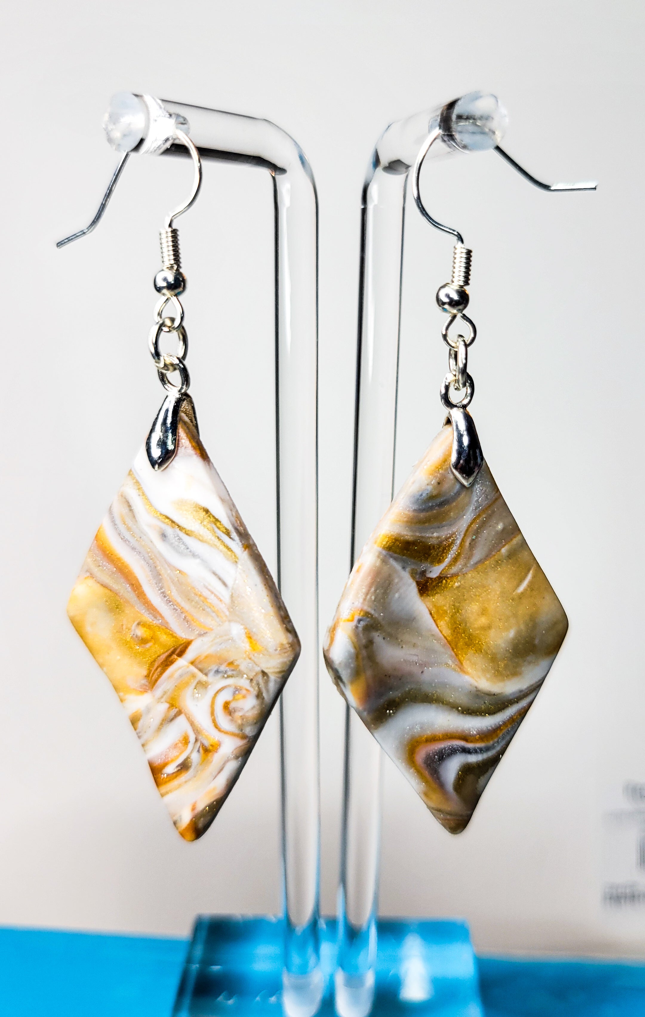 Champagne Dreams - Design 6 - Metallic Kites