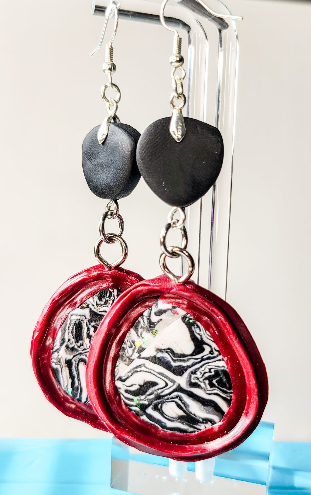 In Pane - Design 5 - Secret Window