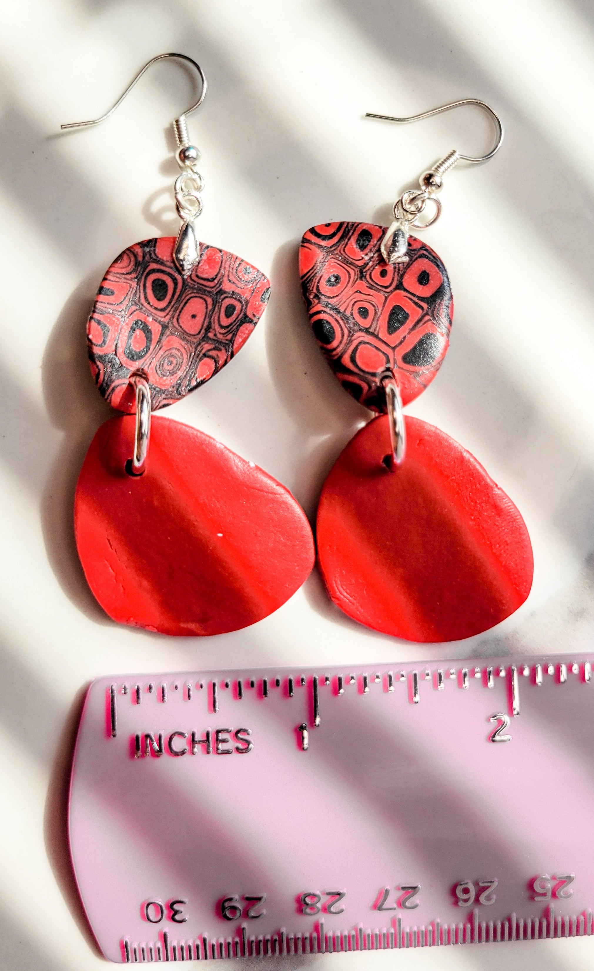 Lady Not Waiting - Design 7 - Apple of my Eye2