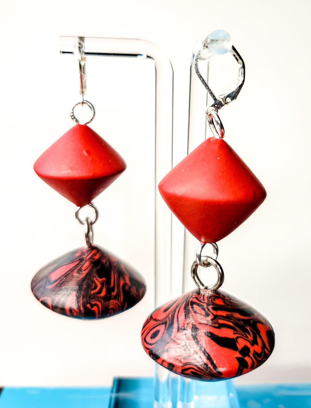 Lady Not Waiting - Design 9 - In Orbit (Heavy)