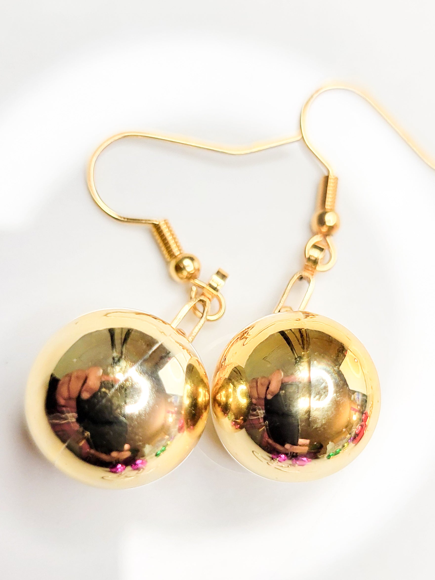 Holiday Glow Collection - Ornamental Globe