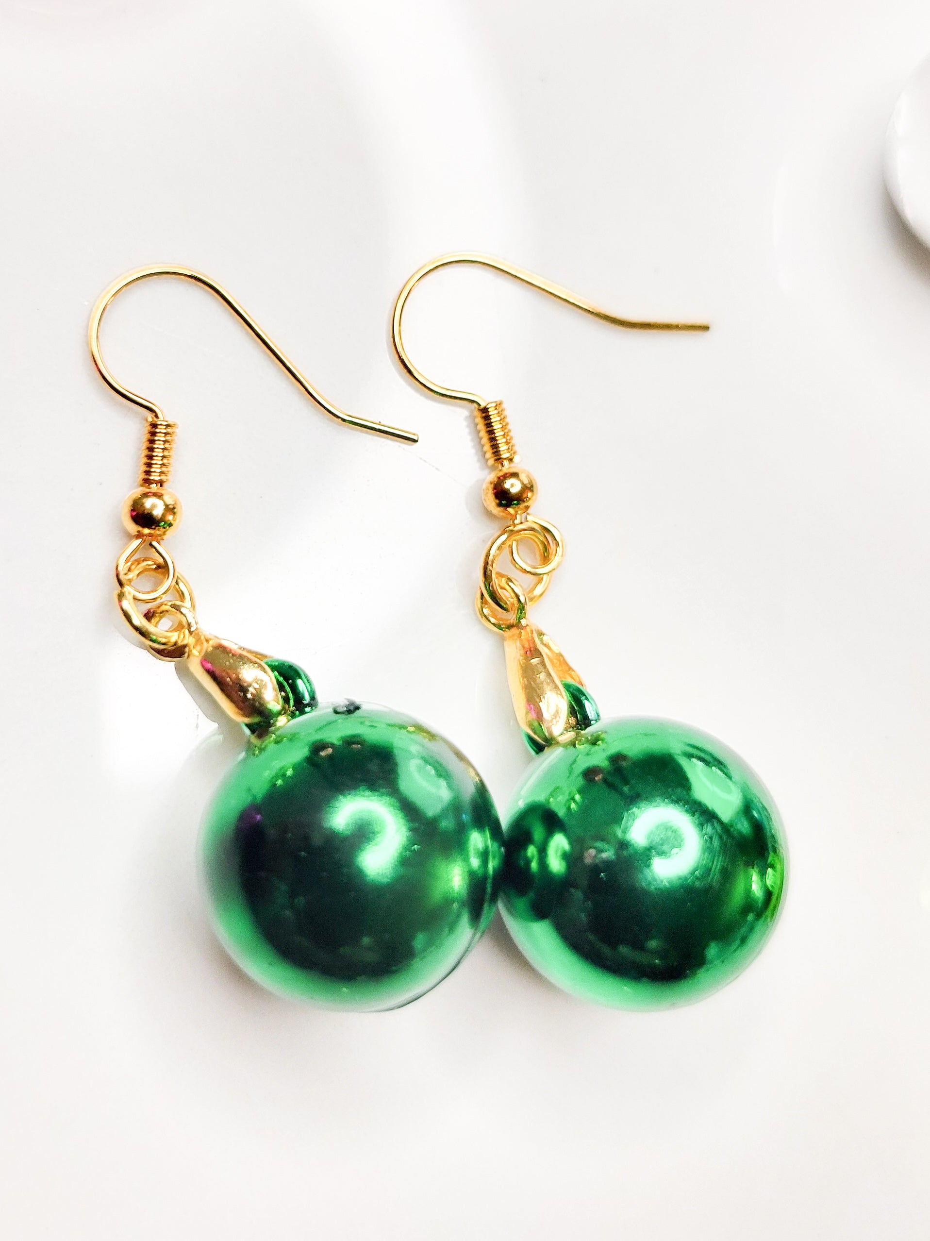 Holiday Glow Collection - Ornamental Globe