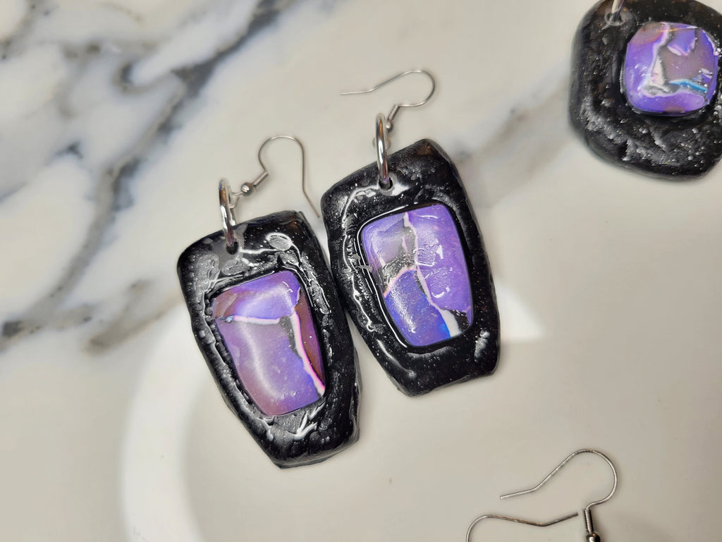 Written in Stone Collection - Amethyst in Darkness - Design 4
