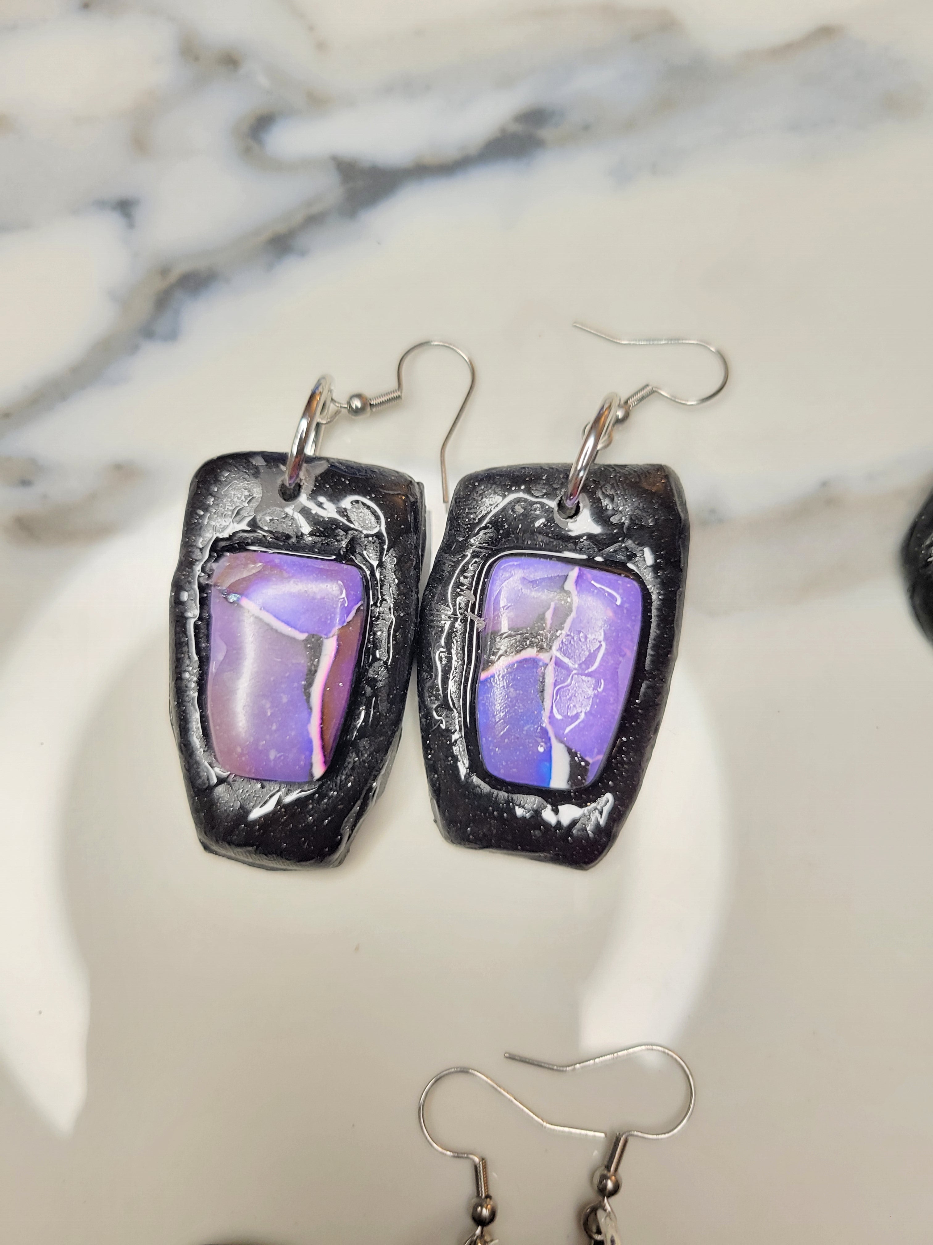 Written in Stone Collection - Amethyst in Darkness - Design 4