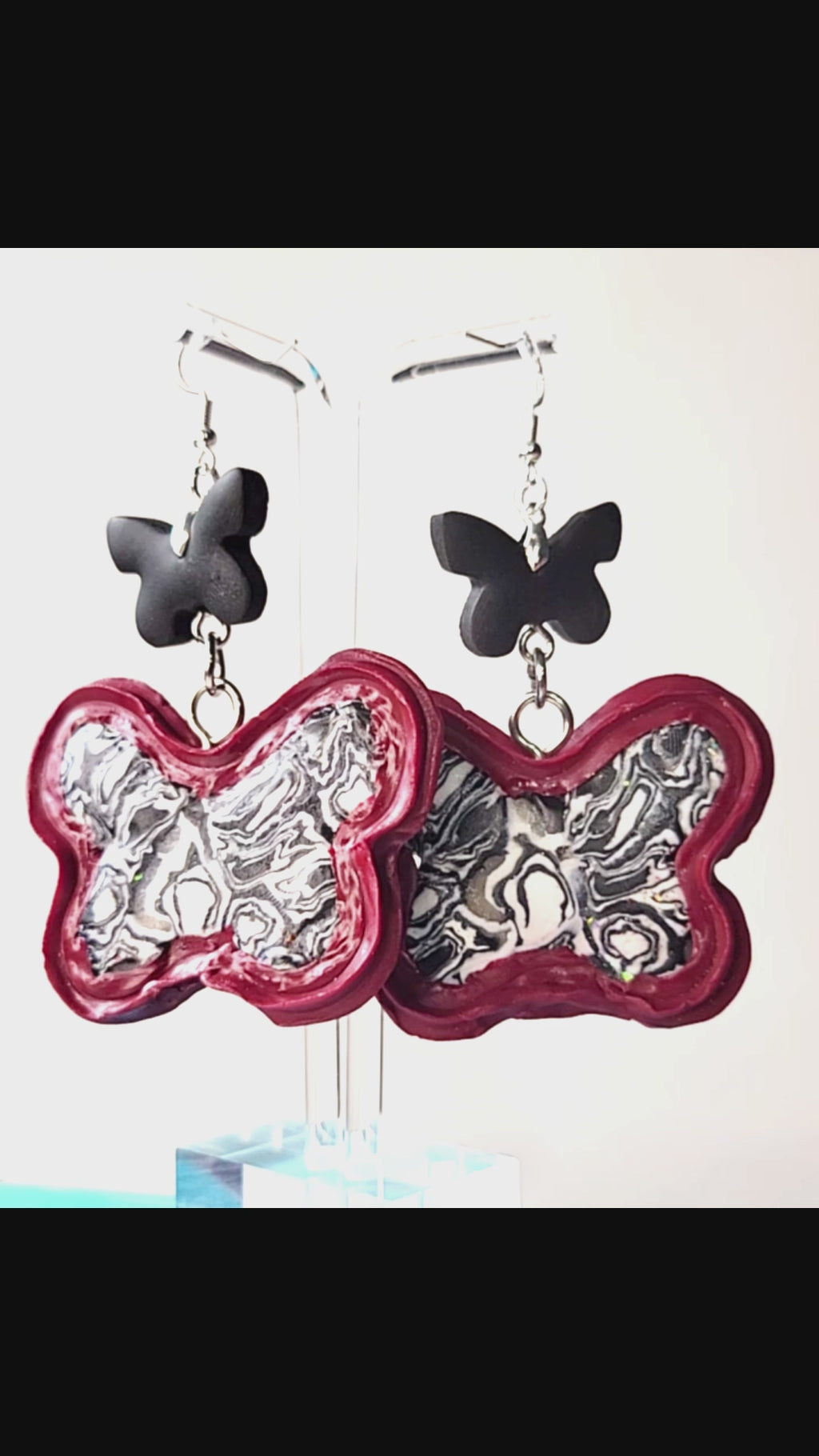 In Pane - Design 4 - Spread Your Wings