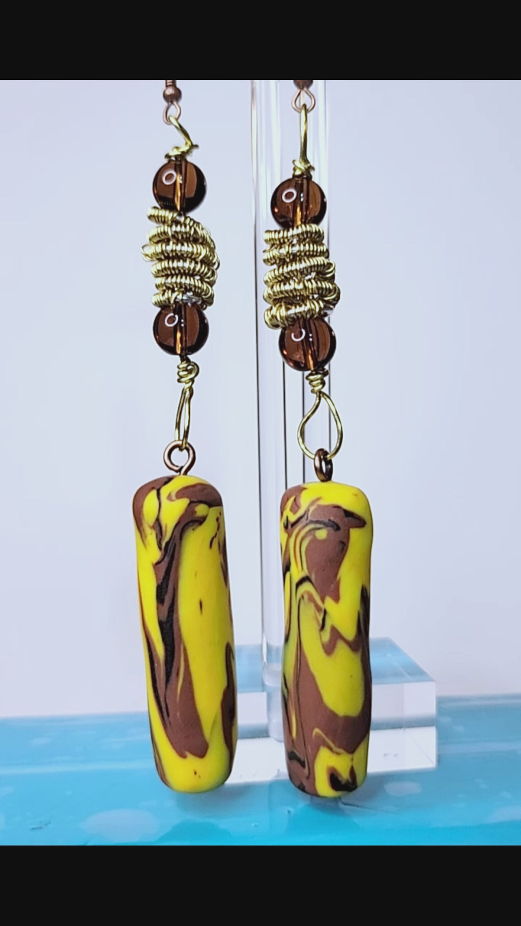 Amarillo Paradise - Design 1 - Columns of Gold