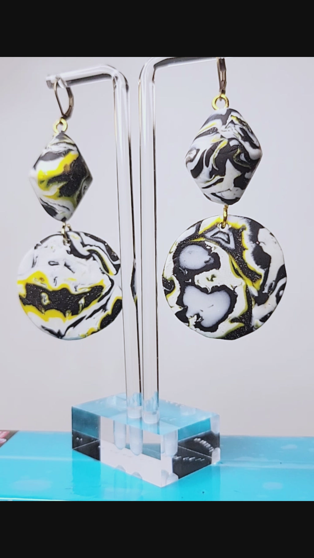 Fleur Bumble - Design 3 - Swirl & Twirl