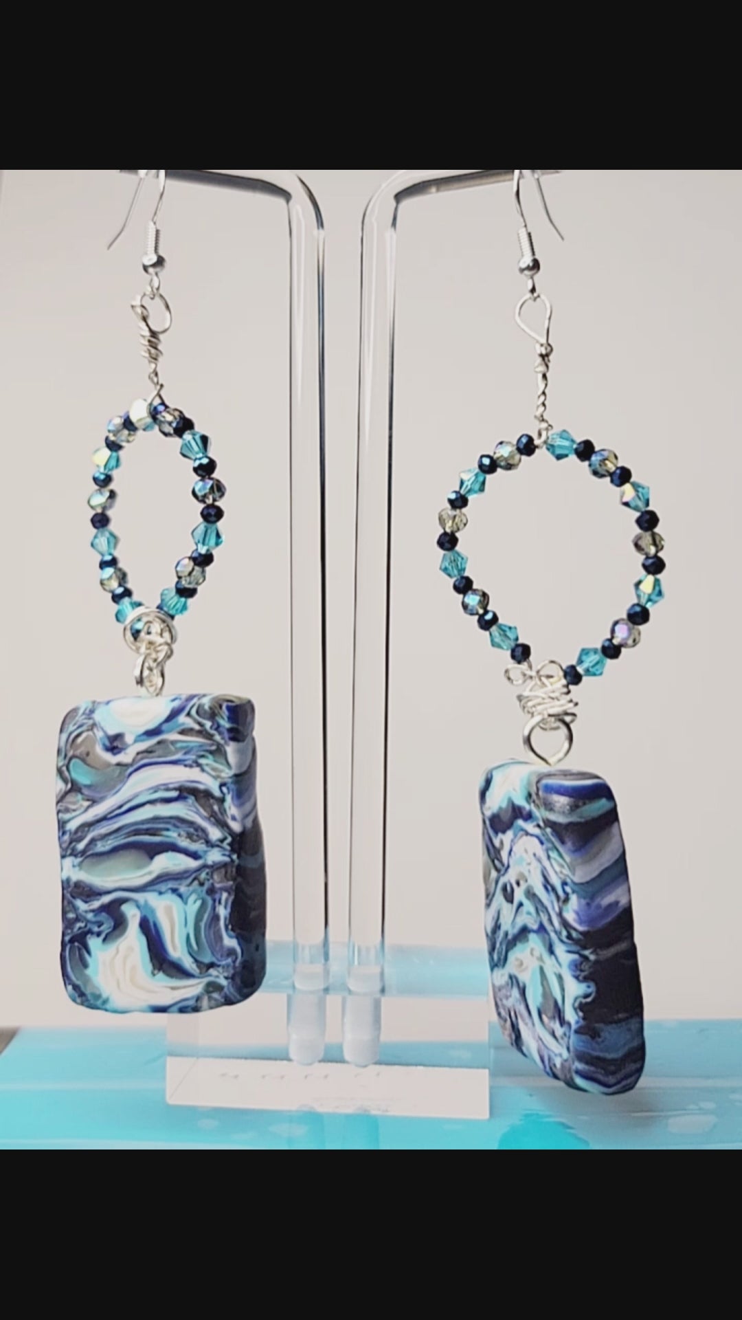 Whirled in Blue - Design 6 - Full Circle